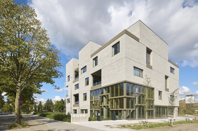 The new MC55 curtain wall